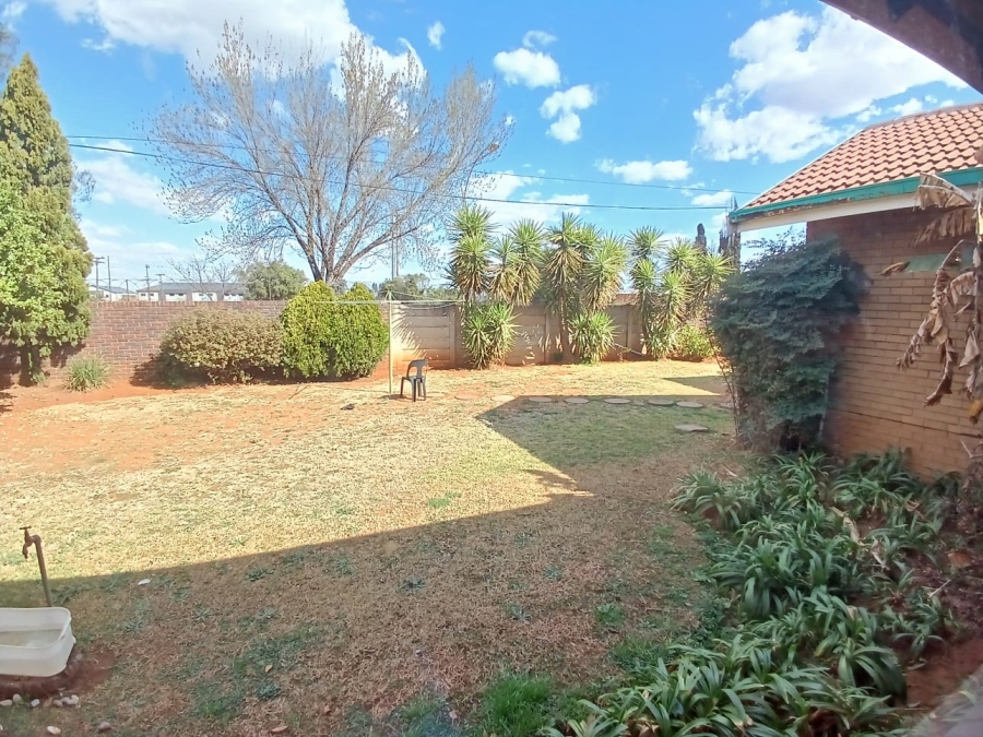 4 Bedroom Property for Sale in Vaalpark Free State